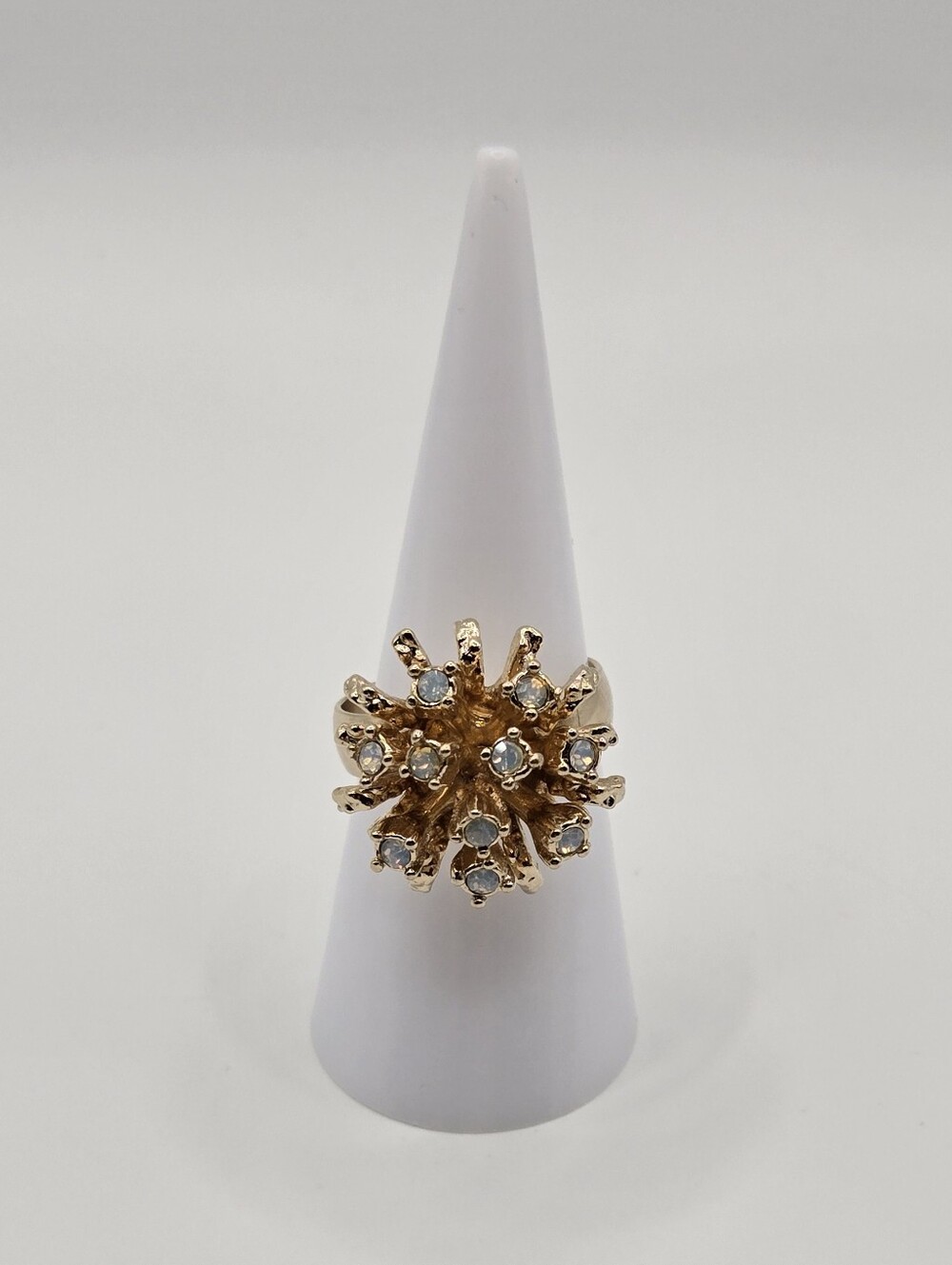 Vintage Sarah Coventry "Galaxy" Gold Tone Adjustable Ring – Faux Opal Starburst